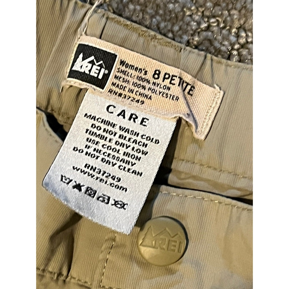REI Women's Capris in Tan